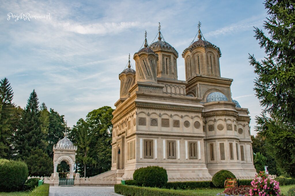 Curtea de Arges, Projekt Rumunia